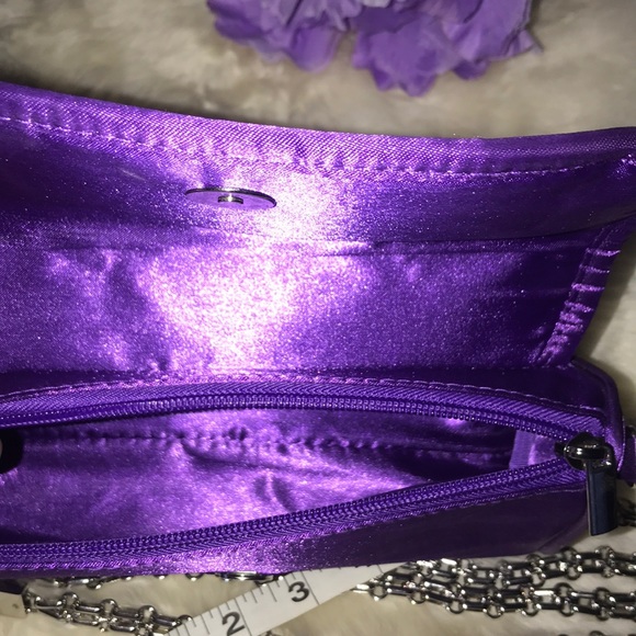 Purple clutch - Picture 6 of 6